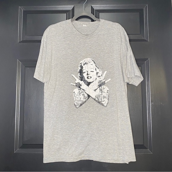 Tultex Grey Marilyn Monroe Rock On Graphic Print Short Sleeve Tee Size XL